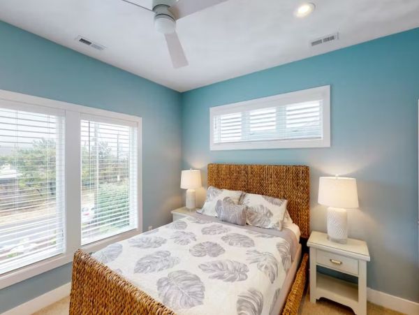 Ocean Front Eight Bedroom Vacation Home in Virginia Beach