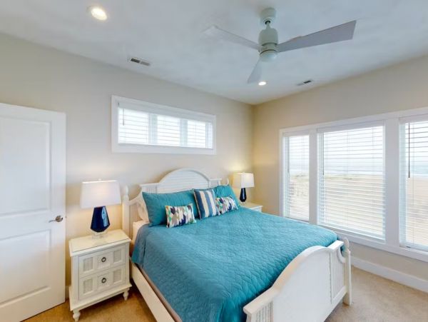 Ocean Front Eight Bedroom Vacation Home in Virginia Beach