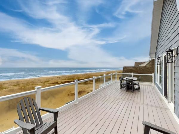 Ocean Front Eight Bedroom Vacation Home in Virginia Beach