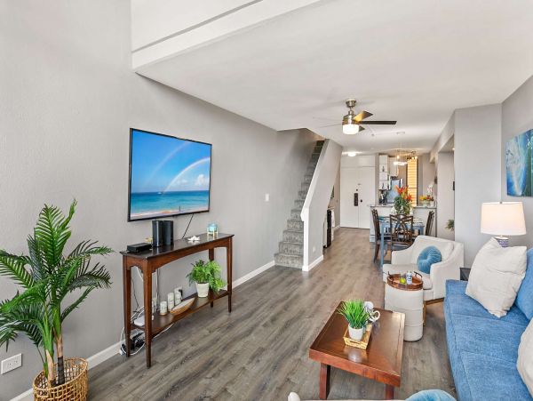 Oceanfront Kahana Vacation Condo Two Bedroom