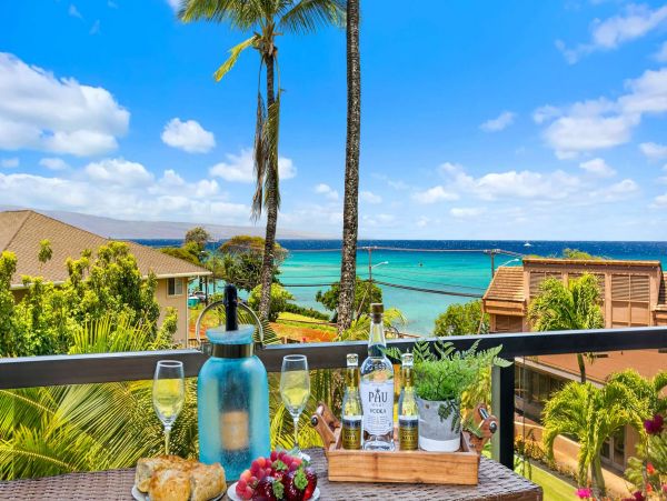 Oceanfront Kahana Vacation Condo Two Bedroom