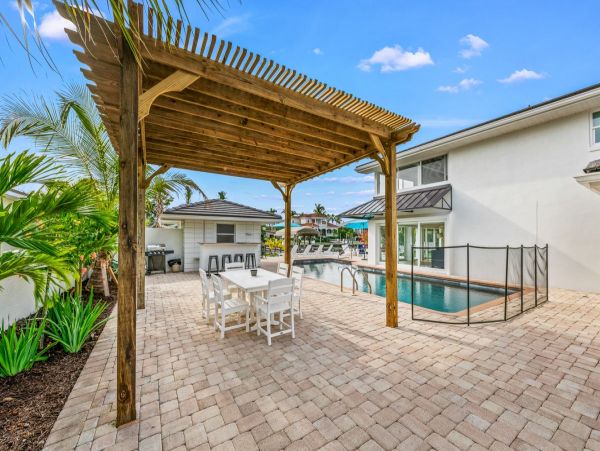 Luxury Lido Key Waterfront Home with Private Pool