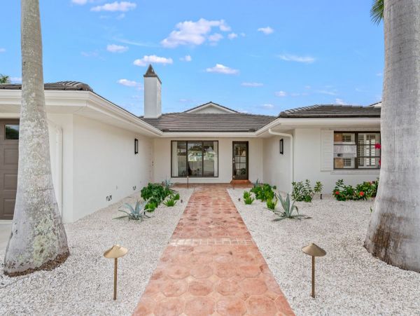 Luxury Lido Key Waterfront Home with Private Pool