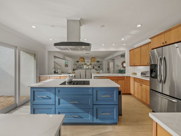 Luxury Lido Key Waterfront Home with Private Pool