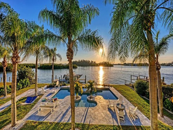 Bay Views Sarasota Vacation Home Four Bedroom