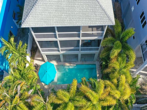 Luxury 4 Bedroom Siesta Key Vacation Home