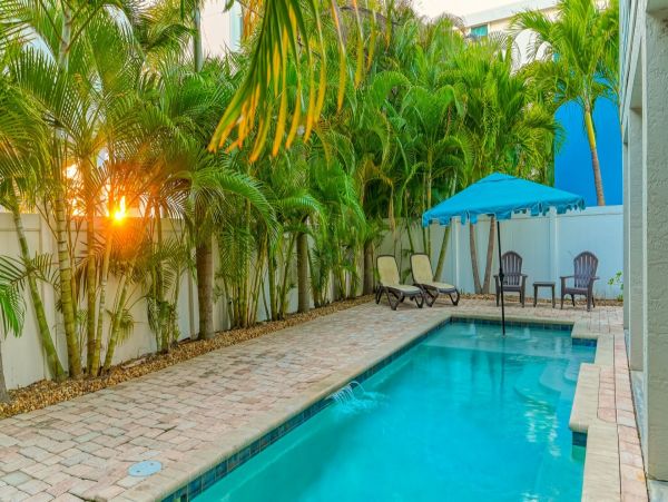 Luxury 4 Bedroom Siesta Key Vacation Home