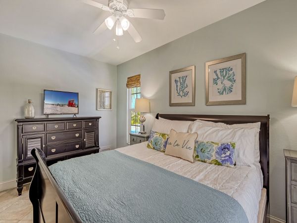 Luxury 4 Bedroom Siesta Key Vacation Home