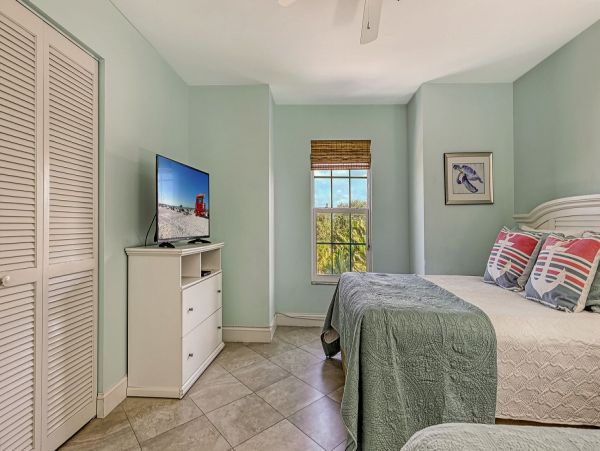 Luxury 4 Bedroom Siesta Key Vacation Home