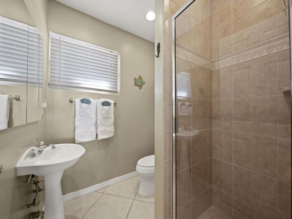 Siesta Key Vacation Home Ten Bedroom Walk to Beach