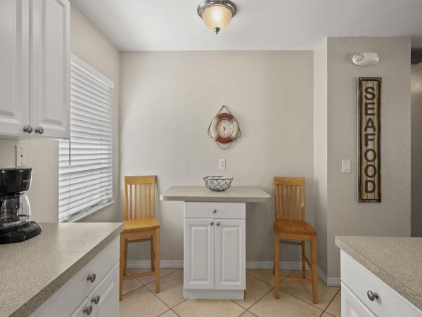 Siesta Key Vacation Home Ten Bedroom Walk to Beach