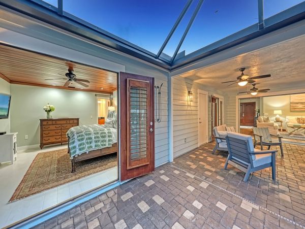 Waterfront Luxury Siesta Key Vacation Home