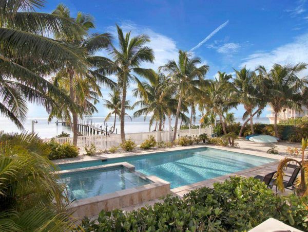 Oceanfront Marathon Vacation Home Five Bedroom