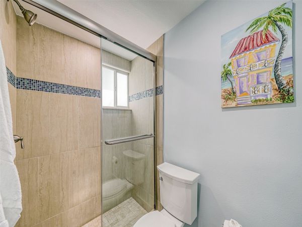 Siesta Key Vacation Rental Three Bedrooms Walk to Beach