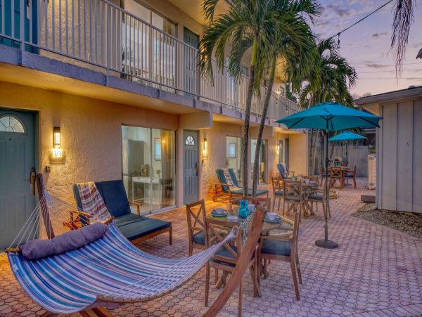 Siesta Key Condo with One Bedroom