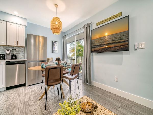 Siesta Key Condo with One Bedroom