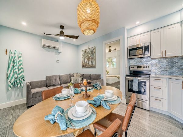 Siesta Key Condo with One Bedroom