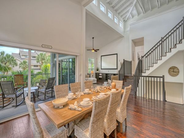 Siesta Key Luxury Vacation Home with Pool, Spa & Private Beach Access