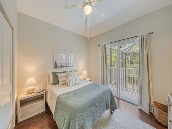Siesta Key Luxury Vacation Home with Pool, Spa & Private Beach Access