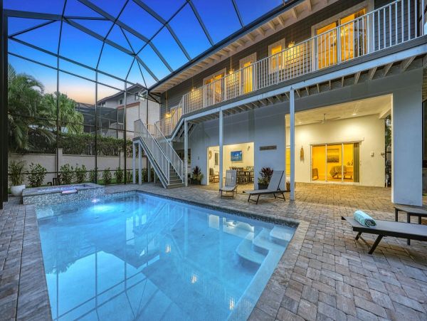 Siesta Key Luxury Vacation Home with Pool, Spa & Private Beach Access