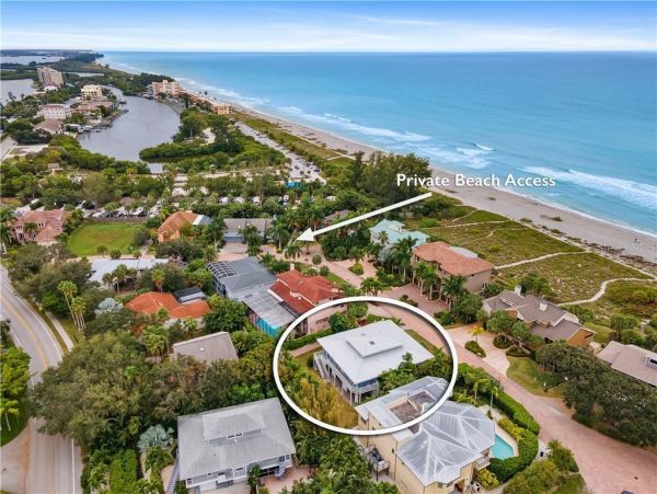 Siesta Key Luxury Vacation Home with Pool, Spa & Private Beach Access