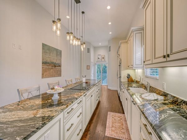 Siesta Key Luxury Vacation Home with Pool, Spa & Private Beach Access
