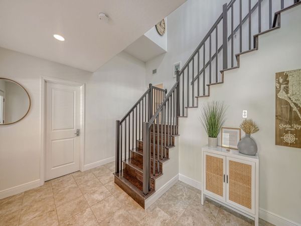 Siesta Key Luxury Vacation Home with Pool, Spa & Private Beach Access