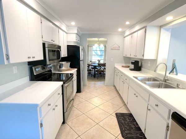 Colorful Siesta Key Vacation Rental Home with Private Pool