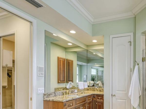Luxury Waterfront Retreat Walk to Siesta Key Beach