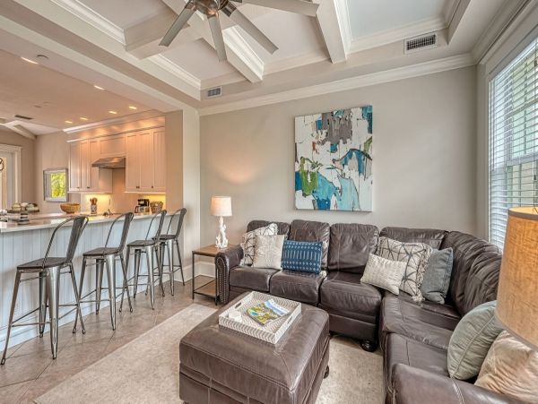 Canalfront Three Bedroom Vacation Home in Siesta Key