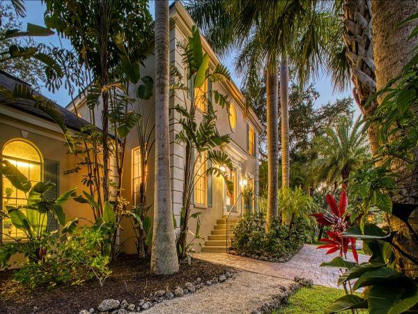 Siesta Key Lovely Vacation Home Away from Home
