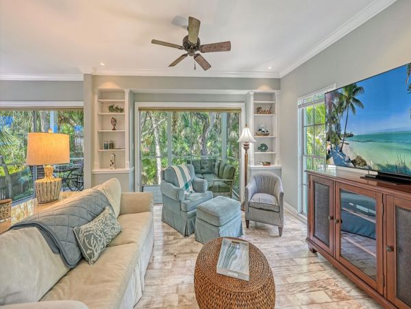 Siesta Key Lovely Vacation Home Away from Home