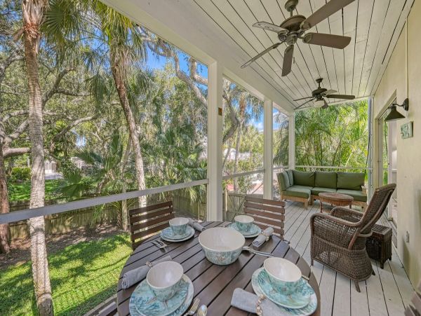 Siesta Key Lovely Vacation Home Away from Home