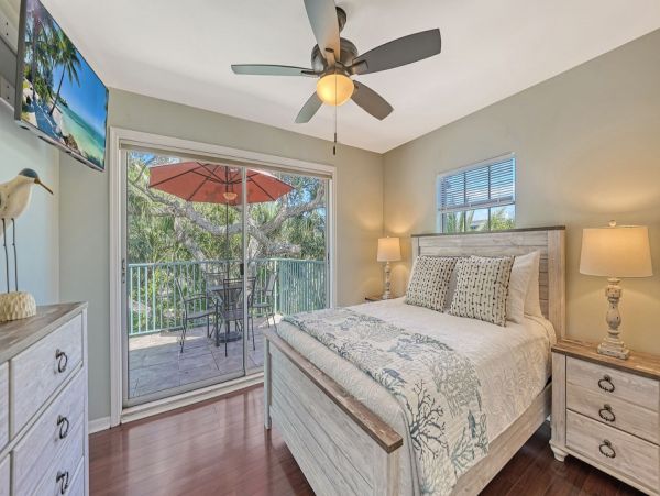 Siesta Key Lovely Vacation Home Away from Home