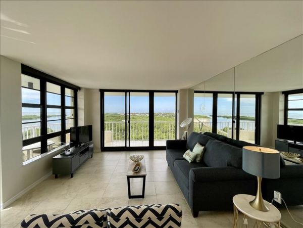 Marco Island Vacation Condo Two Bedroom Gulf Front
