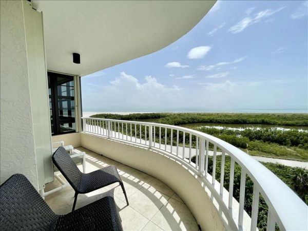 Marco Island Vacation Condo Two Bedroom Gulf Front