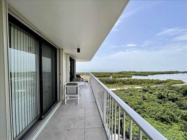 Marco Island Vacation Condo Two Bedroom Gulf Front