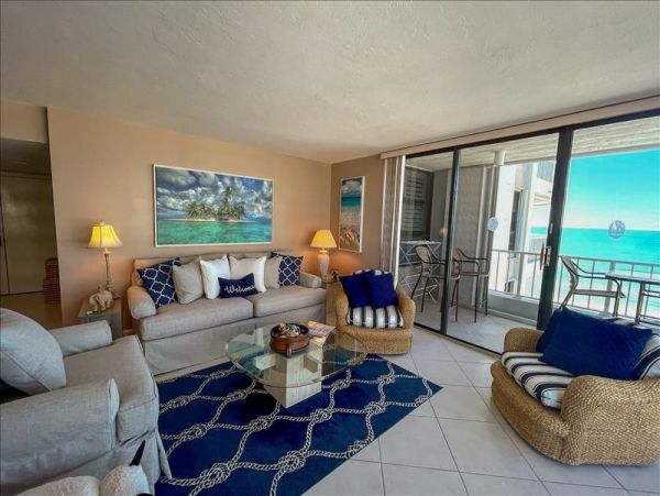 Marco Island Condo 1026947