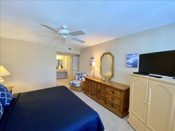 Marco Island Condo 1026947