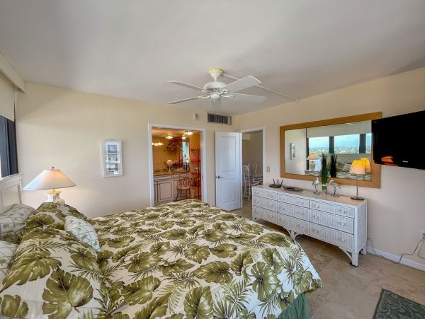 Marco Island Condo 1026948