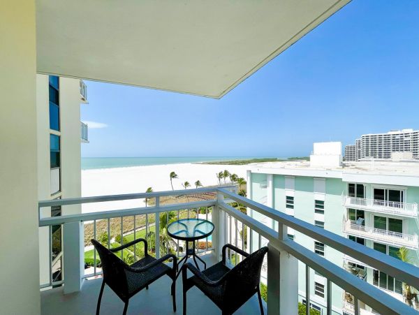 Marco Island Condo 1026948