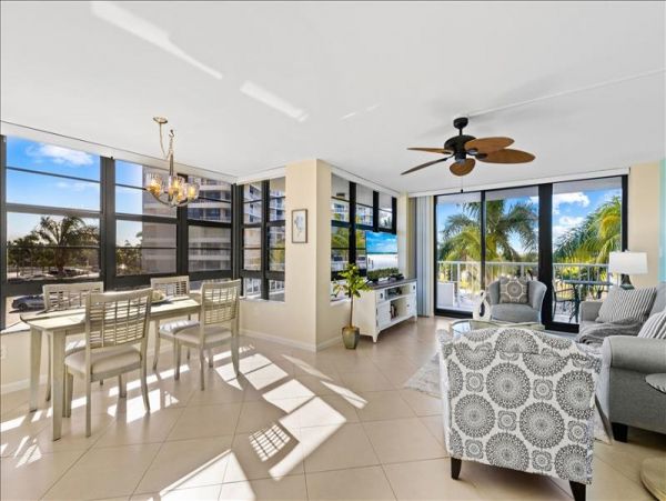 Marco Island Vacation Condo Two Bedroom Gulf Views