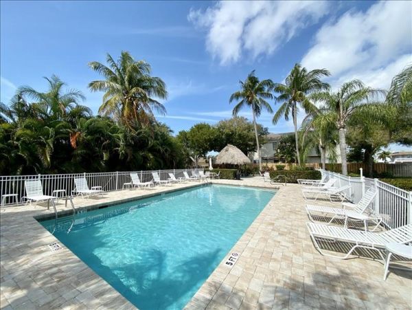 Marco Island Condo 1026951