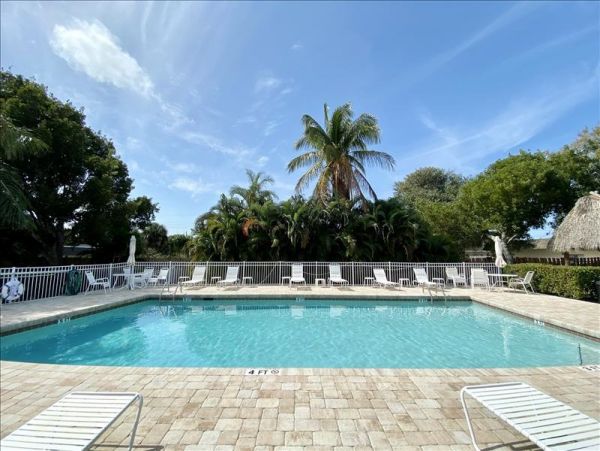 Marco Island Condo 1026951