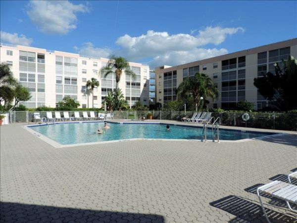 Marco Island Condo 1026953