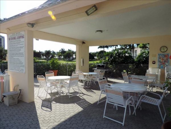 Marco Island Condo 1026953