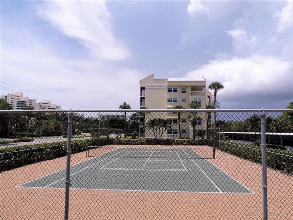 Marco Island Condo 1026956
