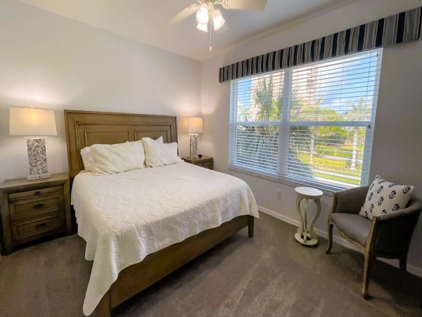 Marco Island Vacation Condo Short Walk to Beach Sleeps Six