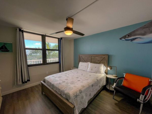 Charming Condo in Marco Island with Great Amenities