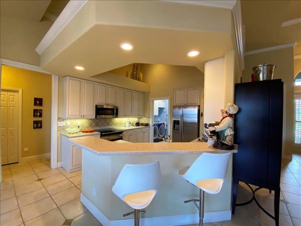 Stunning Three Bedroom Vacation Pool Home